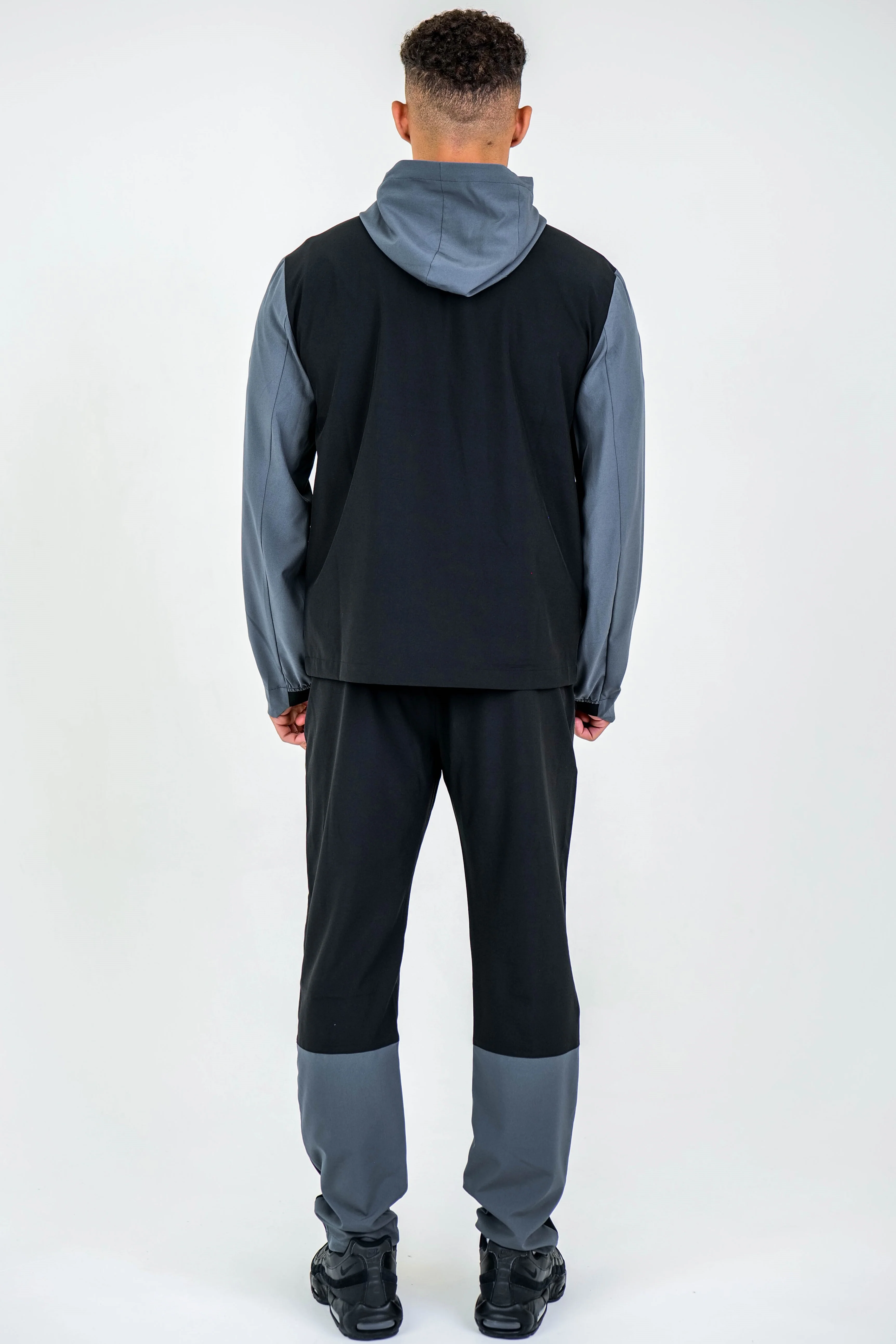 ProFabricX Tracksuit - Black - Image 6