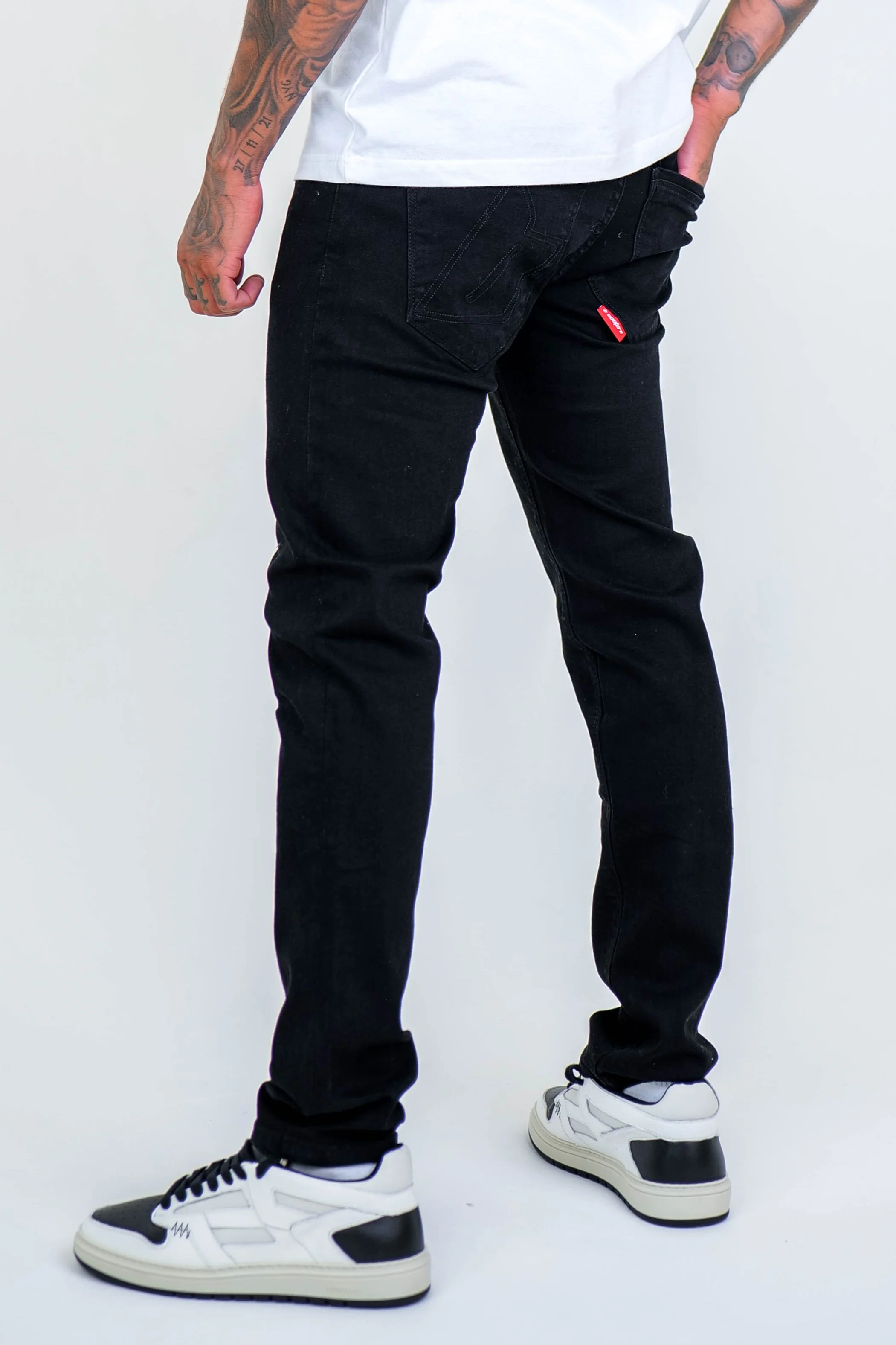 Farnfield Taper Fit Stretch Denim Jeans - Black - Image 4