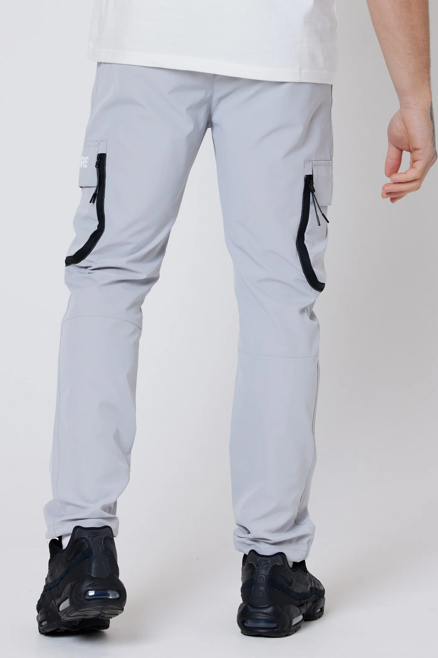 Parkfield Tapered Cargo Woven Pants - Light Grey - Image 5