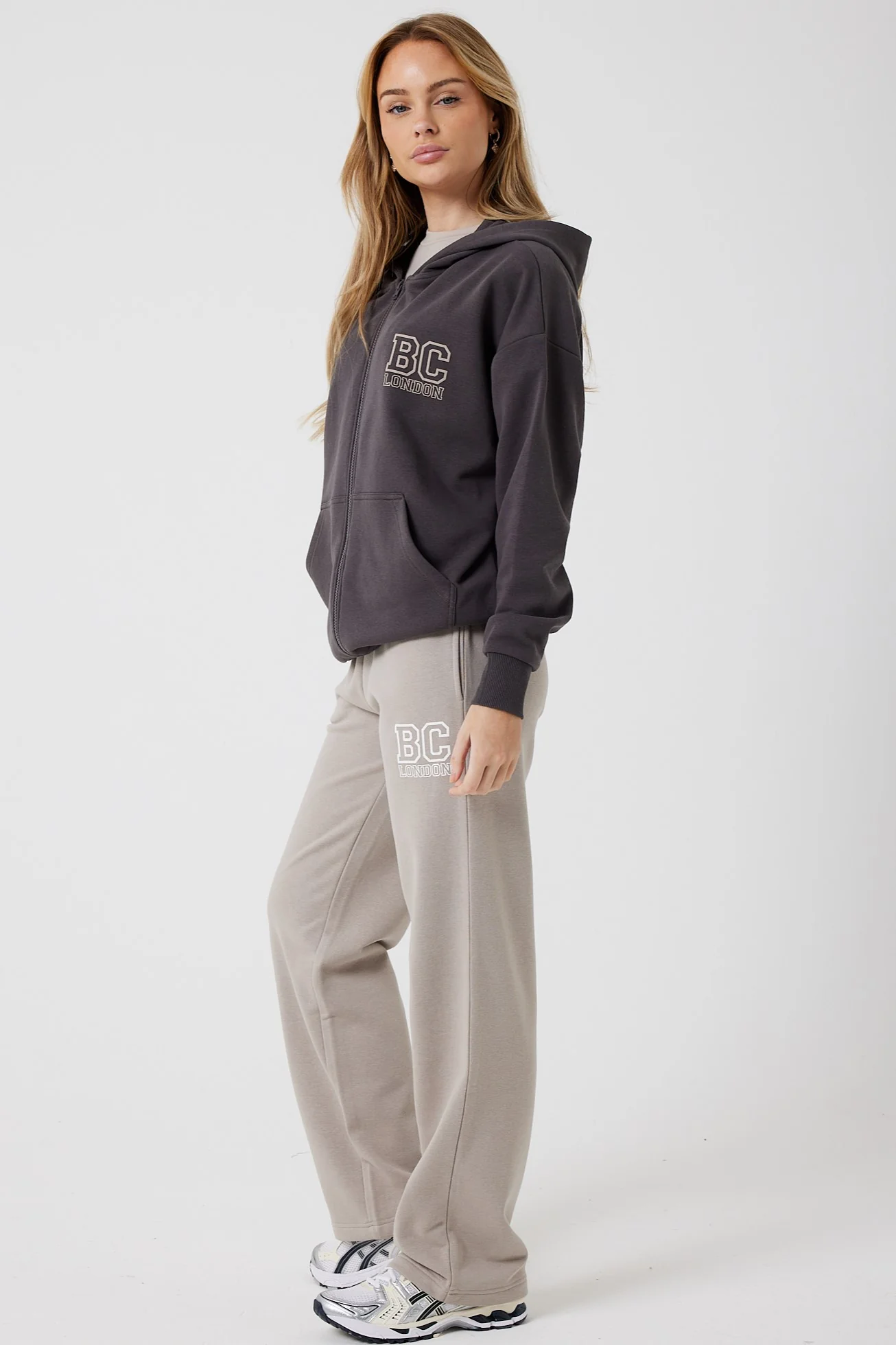 Ralph Street Wide Leg Tracksuit - Grey/Mocha - Image 4