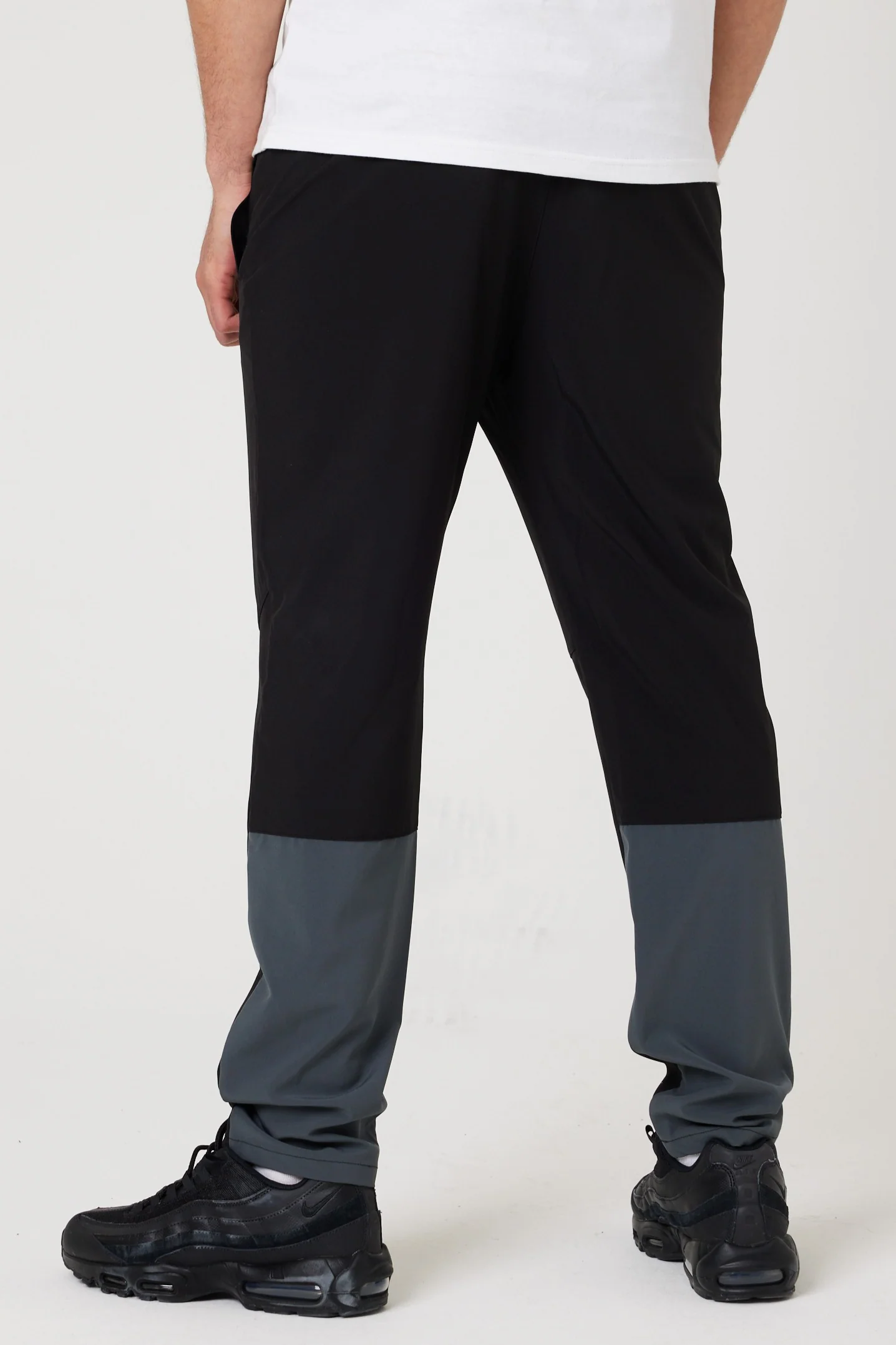 ProFabricX 2-Pack Tech Joggers - Black/Slate Blue - Image 9